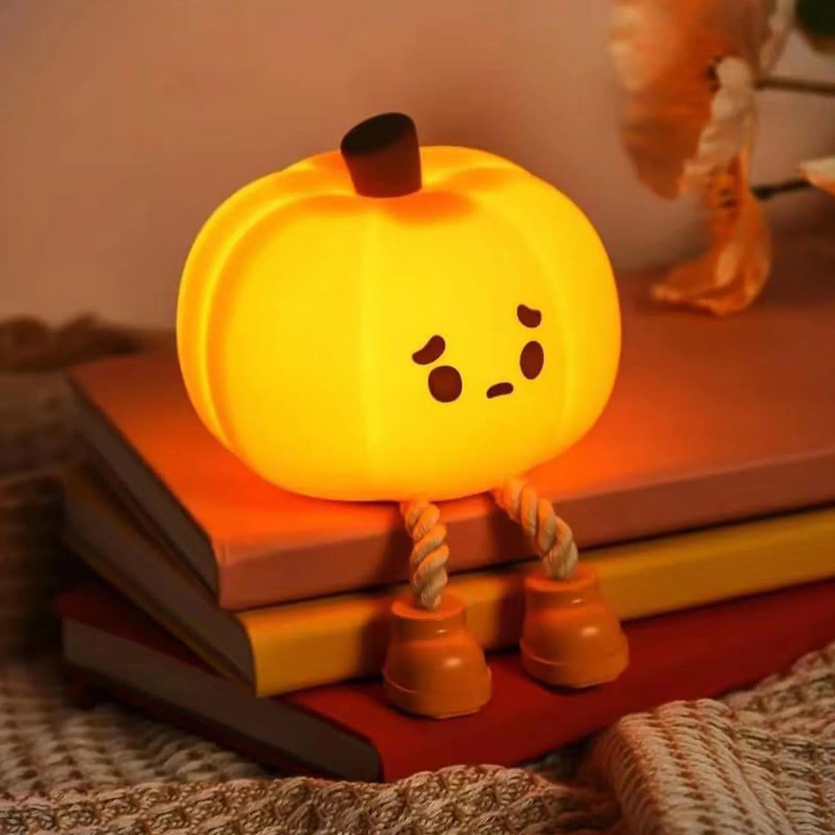 Rechargeable Pumpkin Night Light, Touch-Dimmable Halloween Lamp – Gloaming