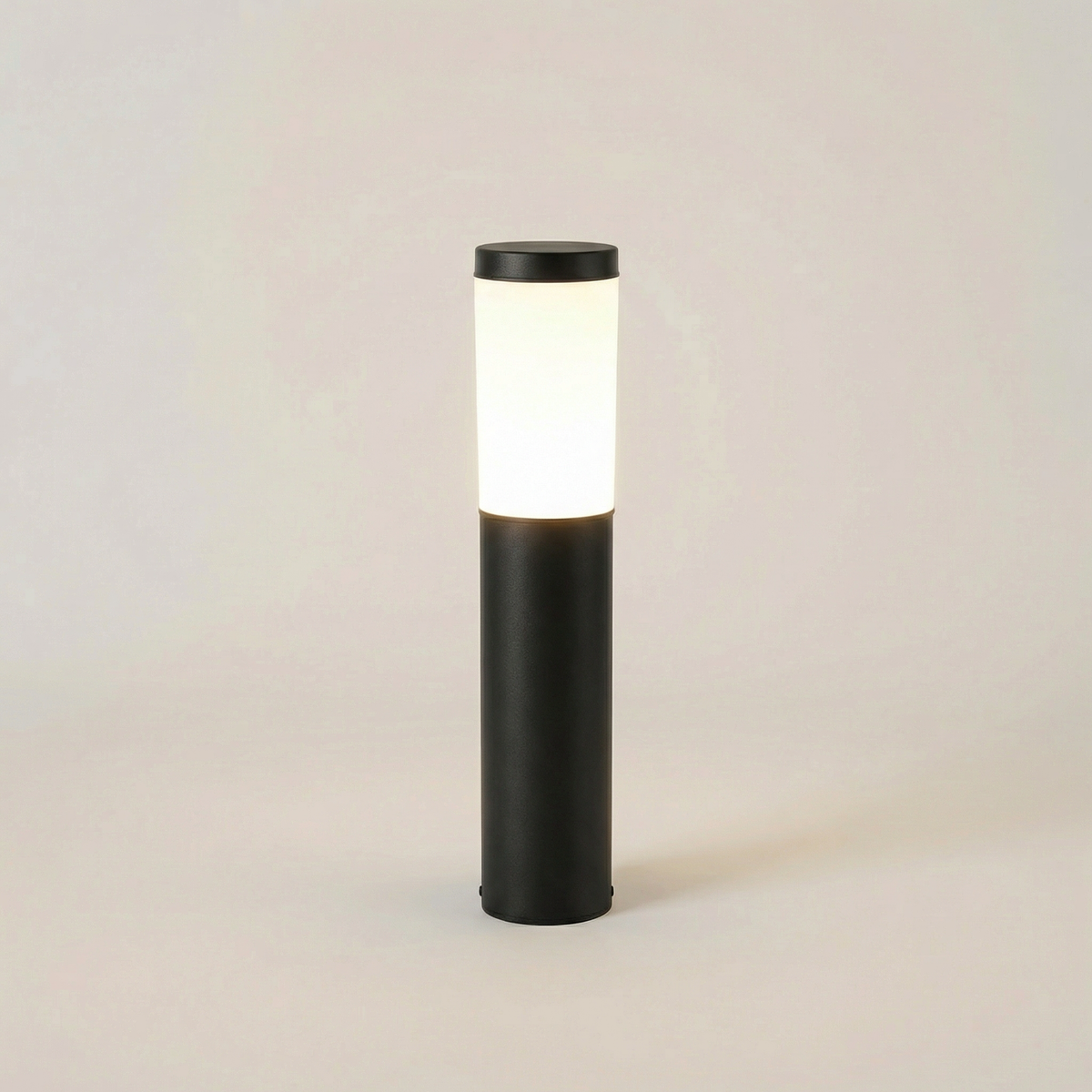 Solar LED Lawn Light, Warm White, Ground-Mounted