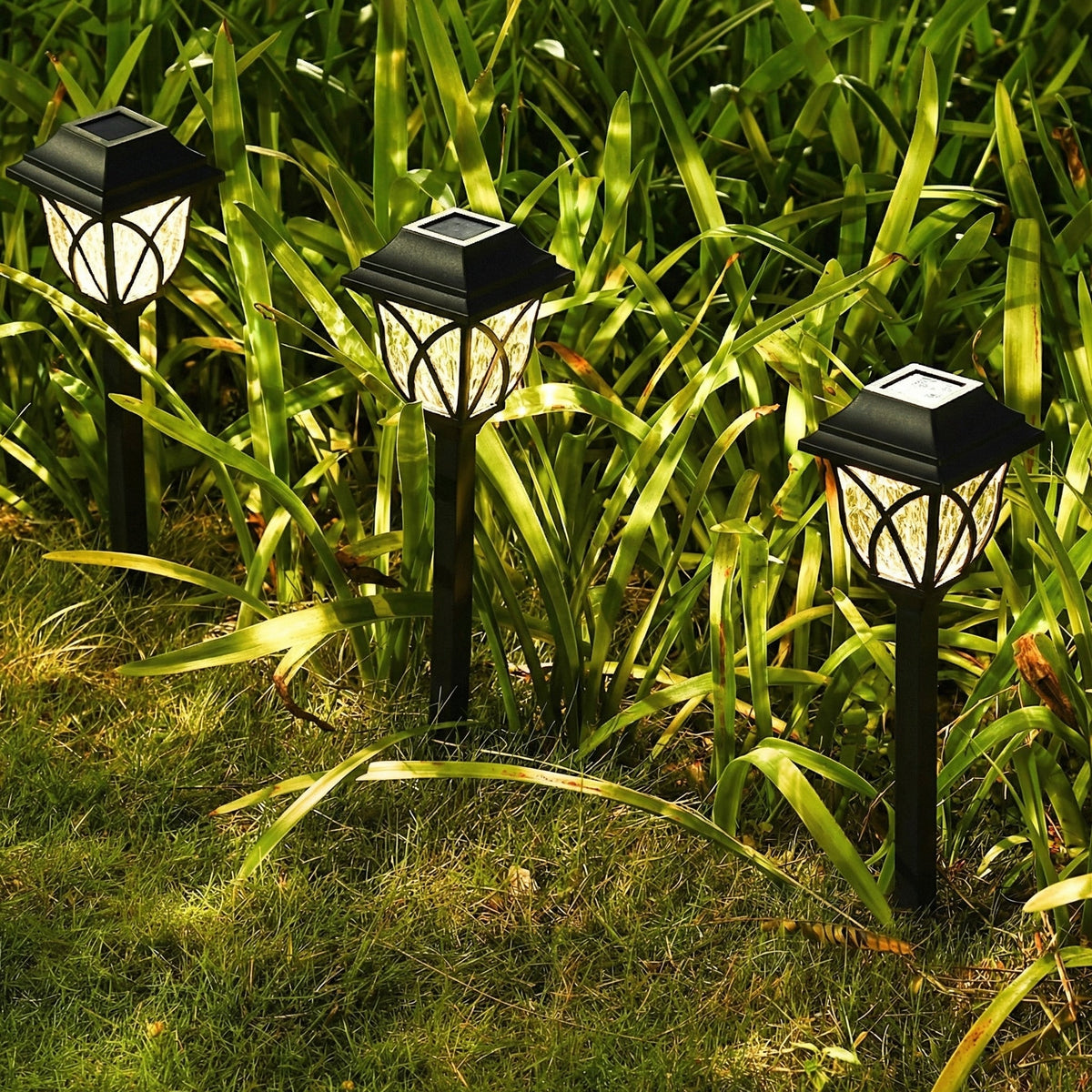 Solar Garden Stake Lantern, IP44, Warm or White LED